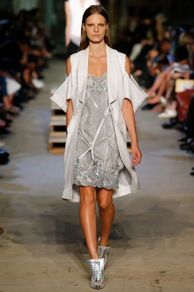 Look 61